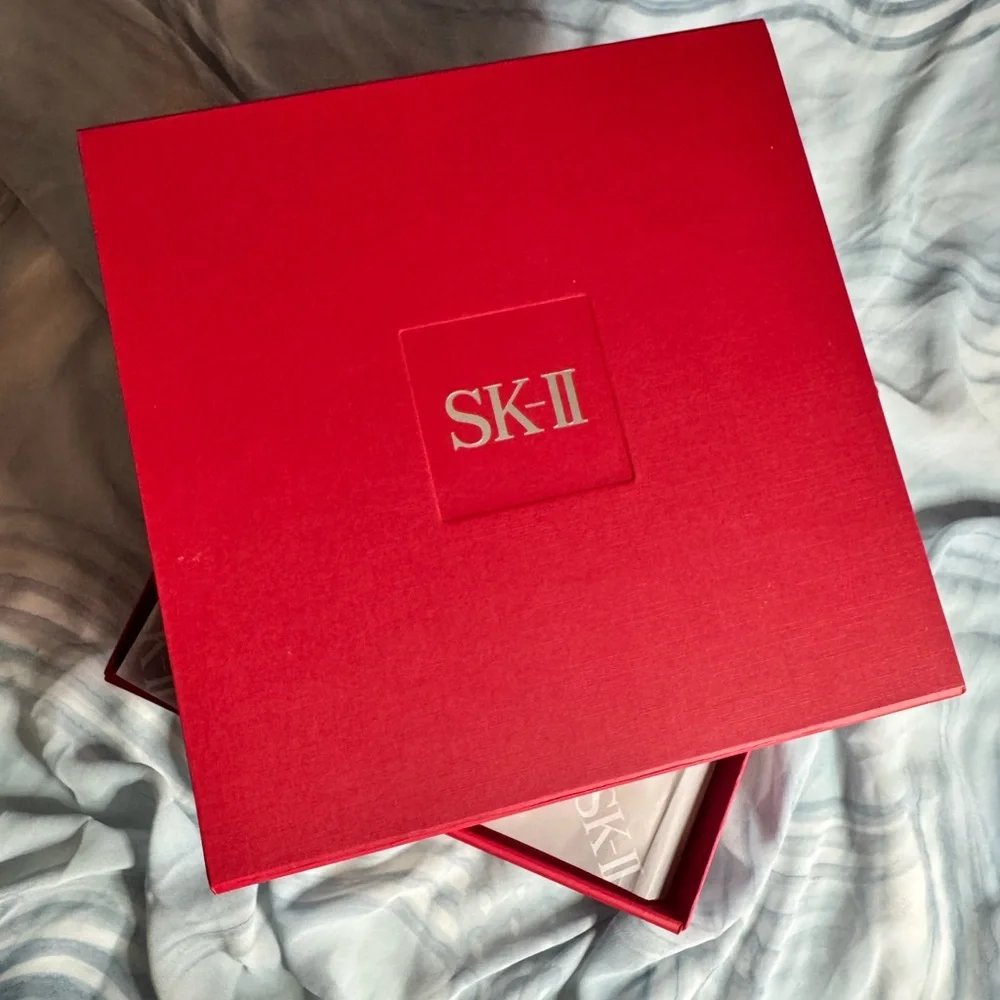SK-II Skincare Cleansing Oil, Cleanser and 10 treatment masks.